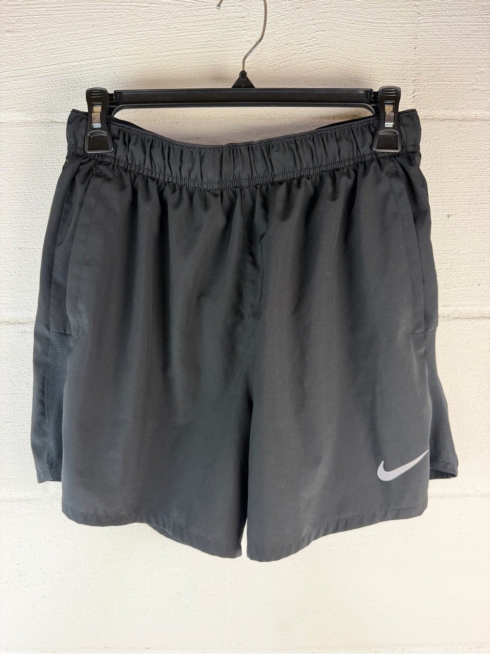 Nike Challenger Black Lined Running Shorts, Small